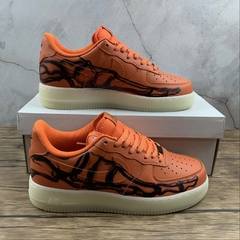 Nike Air Force 1 Low Orange Skeleton na internet