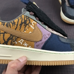 Nike Air Force 1 Low Travis Scott Cactus Jack na internet