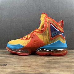 Nike Lebron 19 Tune Squad