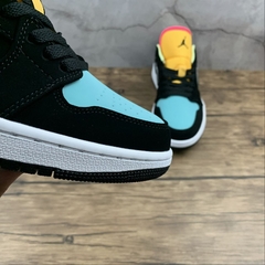 Jordan 1 Low Black Aurora Green Laser Orange - comprar online