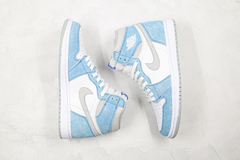 Jordan 1 Retro High OG Hyper Royal - comprar online