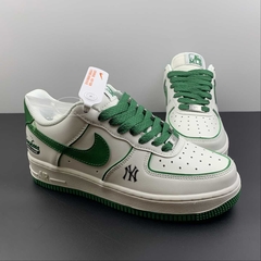 Nike Air Force 1 Low New York Yankees Green na internet