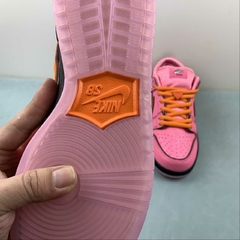 Imagem do Nike SB Dunk Low Blossom The Powerpuff Girls