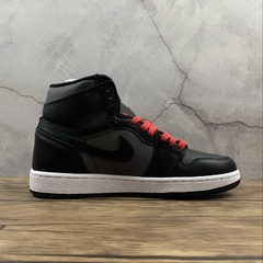 Jordan 1 Retro High Black Satin Gym Red - comprar online