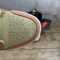 Jordan 1 High Switch Peach na internet