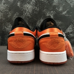 Jordan 1 Low Shattered Blackboard - Born Sneakers