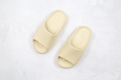 Yeezy Slide Bone