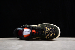 Imagem do Nike Dunk Low Rainbow Trout