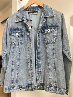 Jaqueta jeans bordada