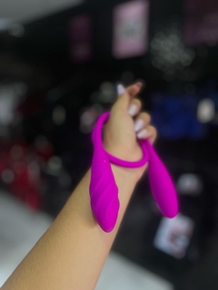 Vibrador Duas Pontas Snaky Vibes na internet