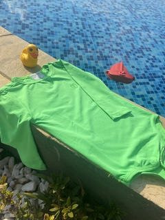 Body UV Verde na internet