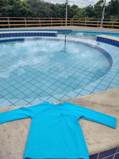 Camiseta UV Azul na internet