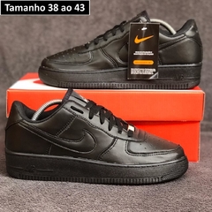 Tênis Nike Air Force 01