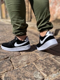 Imagem do Tênis Nike Air Force 01 Tec