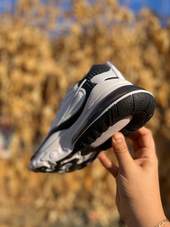 Tênis Nike Air React 270 - comprar online