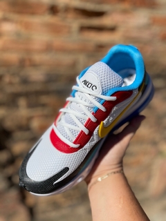 Tênis Nike Air React 270 na internet