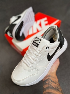 Tênis Nike Air Retrô - loja online