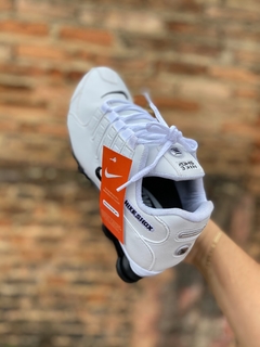 Tênis Nike Shox NZ - comprar online