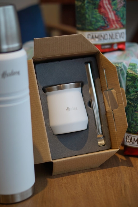 Set mate y bombilla Hudson blanco - comprar online