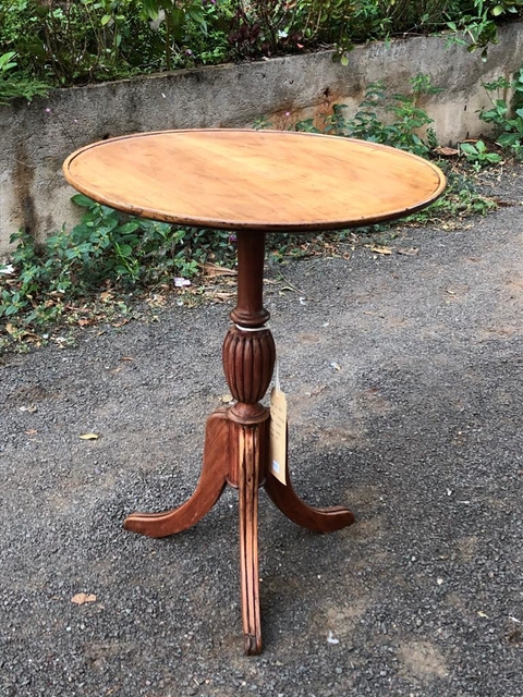 Mesa auxiliar Sheraton