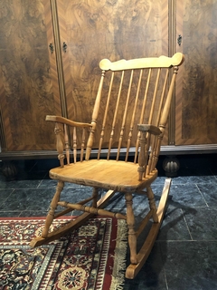 Mecedora Winsor unica disponible en internet