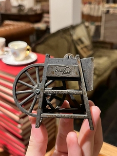 Sacapuntas antiguo en internet