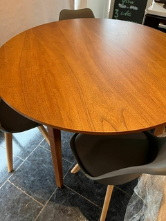 Mesa comedor redonda 130cm diametro, paraiso