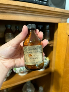 Frascos de farmacia antiguos