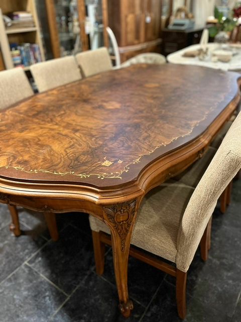 Mesa de comedor Francesa