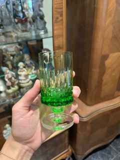 Set x 8 copas vidrio tallado verde