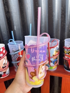 Vaso con Sorbete por Afuera