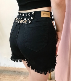 Short fenix en internet