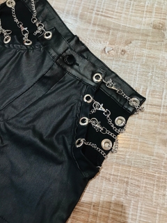 Short leather chains - comprar online
