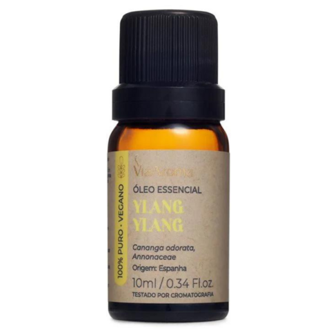 Frasco de óleo essencial Ylang Ylang da marca Via Aroma, 10 ml, com rótulo informativo.