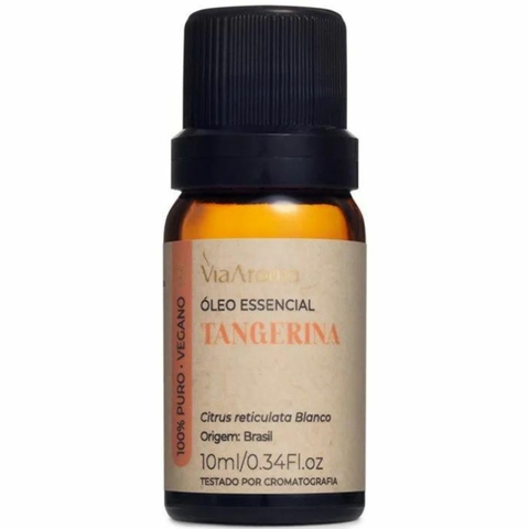 Frasco de óleo essencial de tangerina da Via Aroma, com rótulo informando ser 100% puro e vegano, 10ml.