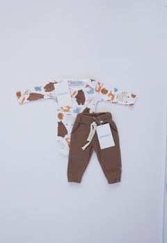 Curva Body americano y pantalón madrid en internet