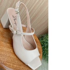 SANDALIA CHANEL AMENDOA - comprar online