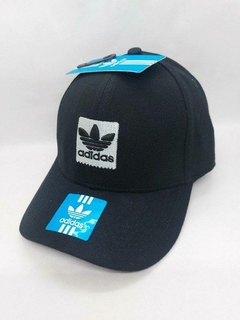 Visera adidas 10