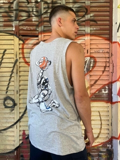 Musculosa Over Planet G en internet