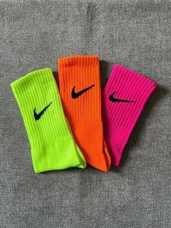Medias 3/4 NIKE FLUO - comprar online
