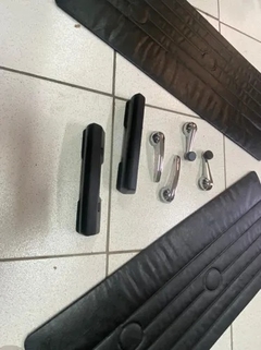Par Forro Porta D10 C10 C14 C15 Completo Com Itens Cromado na internet