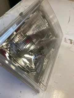 Imagem do Farol Dianteiro F1000 F4000 1993 1994 1995 1996 Raiado Le