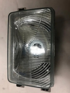 Farol F1000 F4000 F600 72 A 92 Inferior Com Meia Luz LD - Casa das Peças RP