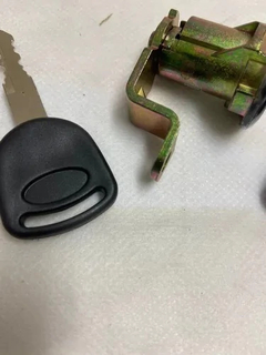 Miolo Cilindro Porta F1000 F4000 F600 72 A 92 Lado Esquerdo na internet