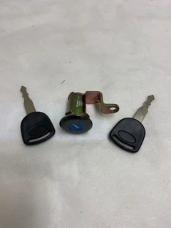 Miolo Cilindro Porta F1000 F4000 F600 72 A 92 Lado Direito - comprar online