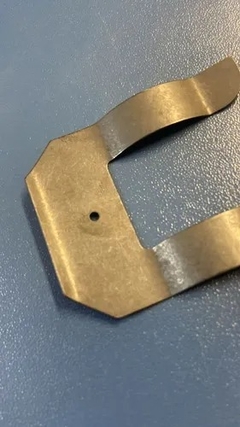 Par Cilindro De Porta F1000 F4000 F600 Preto Com Trava - comprar online