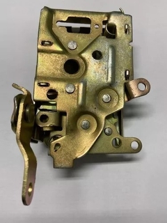 Fechadura Porta F1000 F4000 F12000 1993 A 1998 Lado Direito - Casa das Peças RP