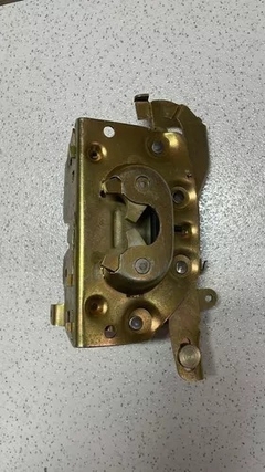 Fechadura Da Porta F1000 F4000 F600 72/92 Com Parafusos Le - comprar online