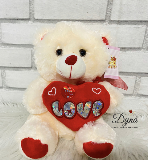 URSO LACINHO VERMELHO CORAÇÃO "LOVE" MEL TOYS