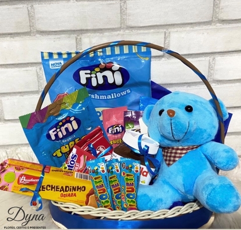 CESTA DE CHOCOLATE COM URSO